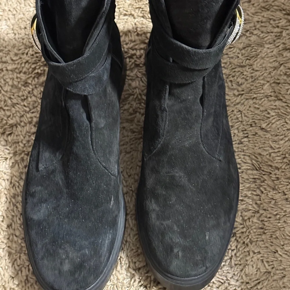 NEW STUART WEITZMAN 32MM Crystal Buckle Suede Ankle Boots